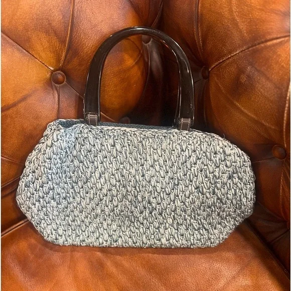 Liz Claiborne purse in GUC - Picture 2 of 5